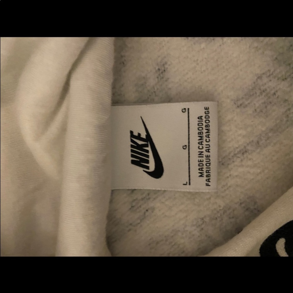 Nike jacket - Picture 2 of 3